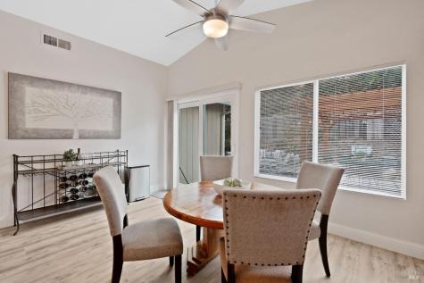 111 Philip Drive Healdsburg CA 95448