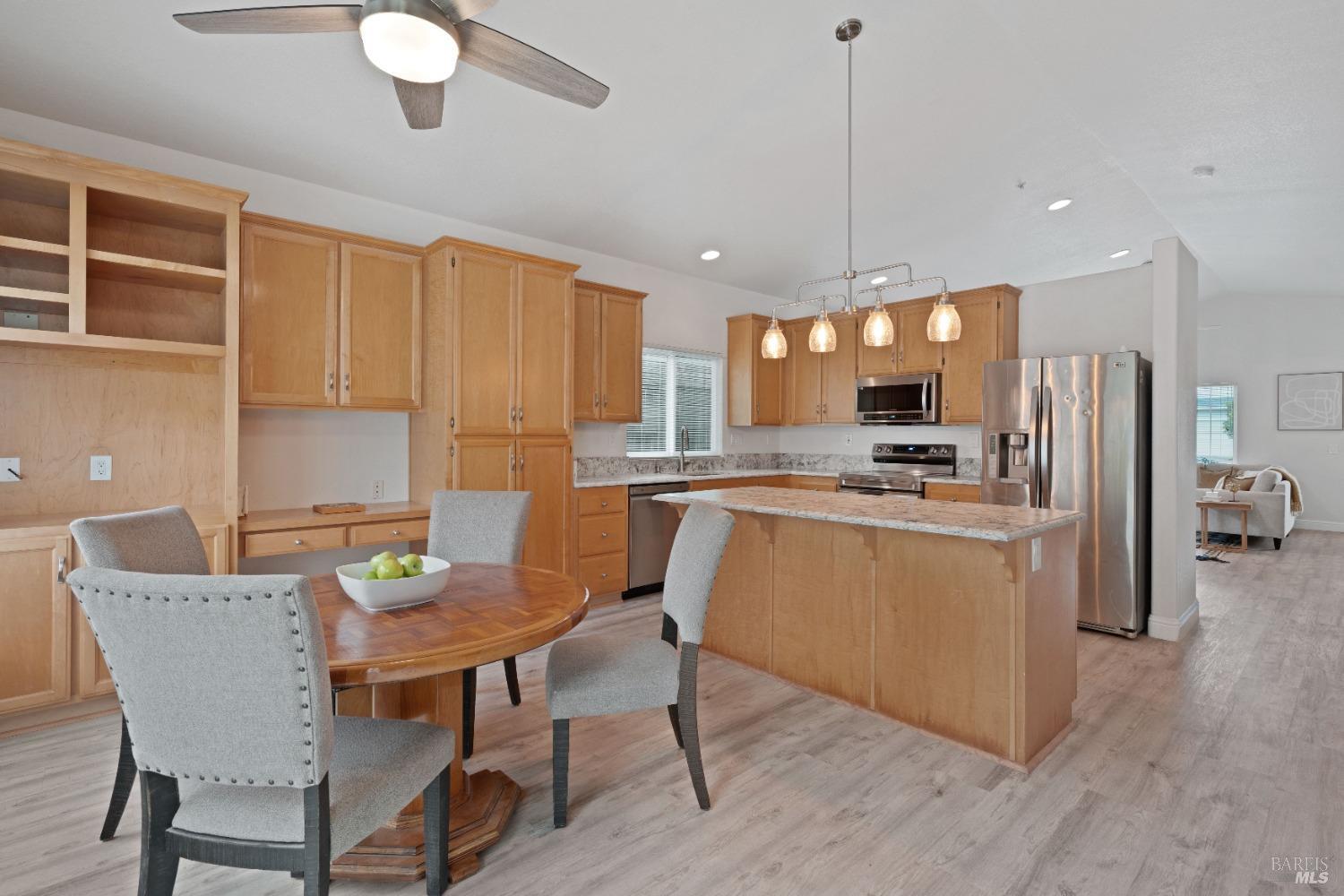111 Philip Drive Healdsburg CA 95448