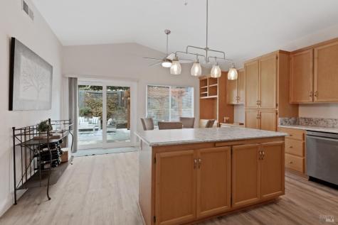 111 Philip Drive Healdsburg CA 95448