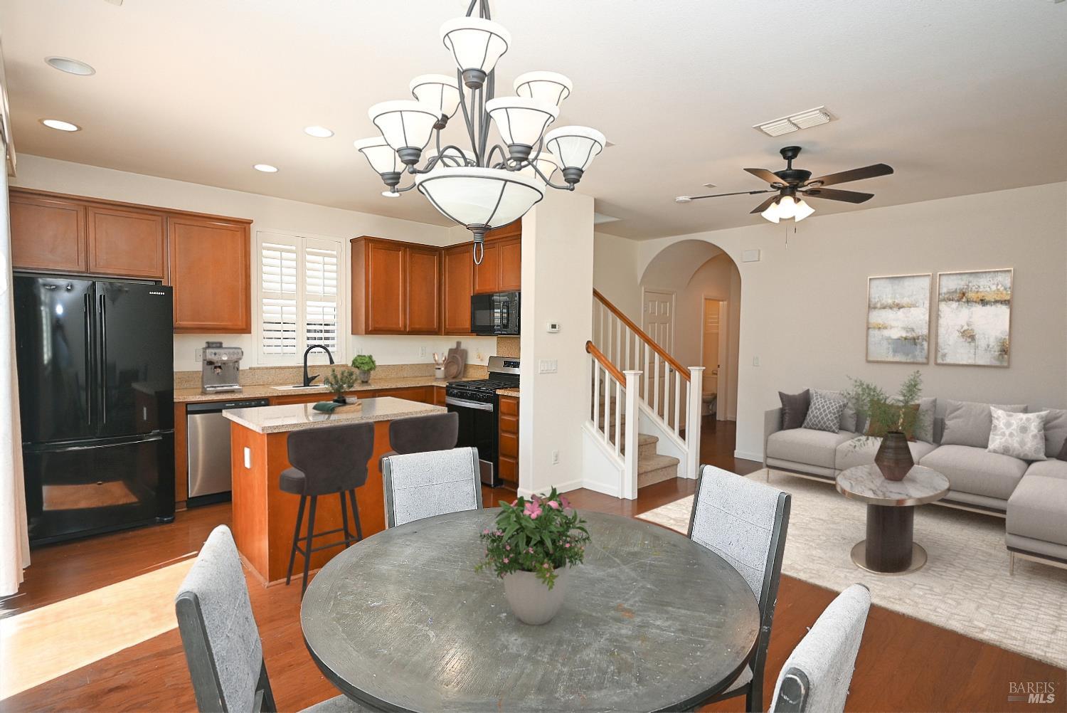 1174 Tocia Avenue Vacaville CA 95687