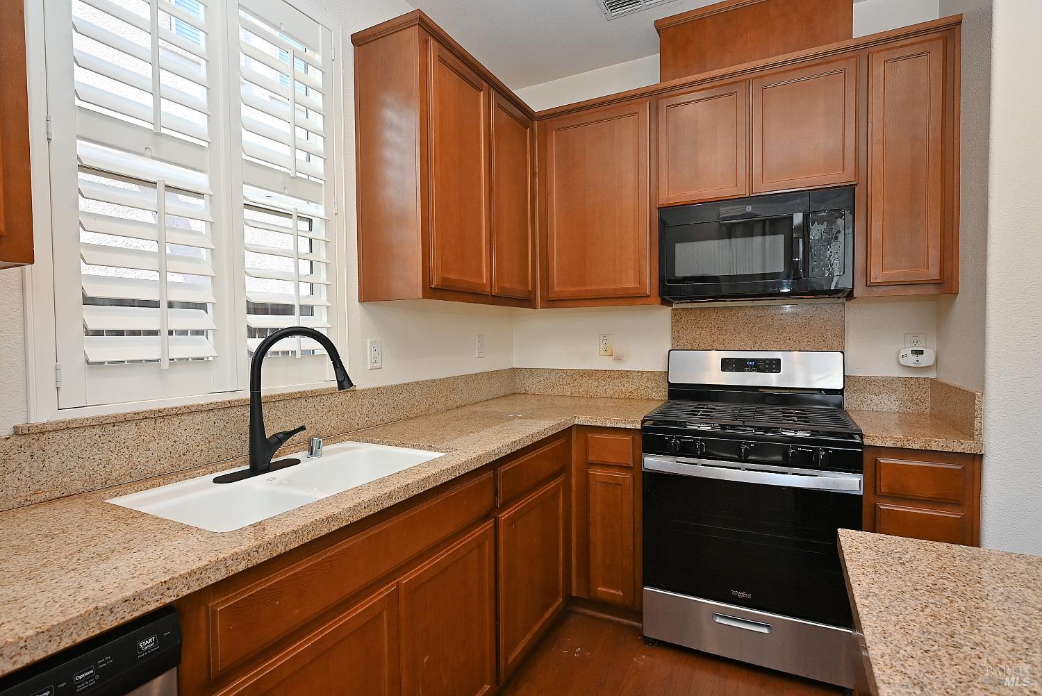 1174 Tocia Avenue Vacaville CA 95687