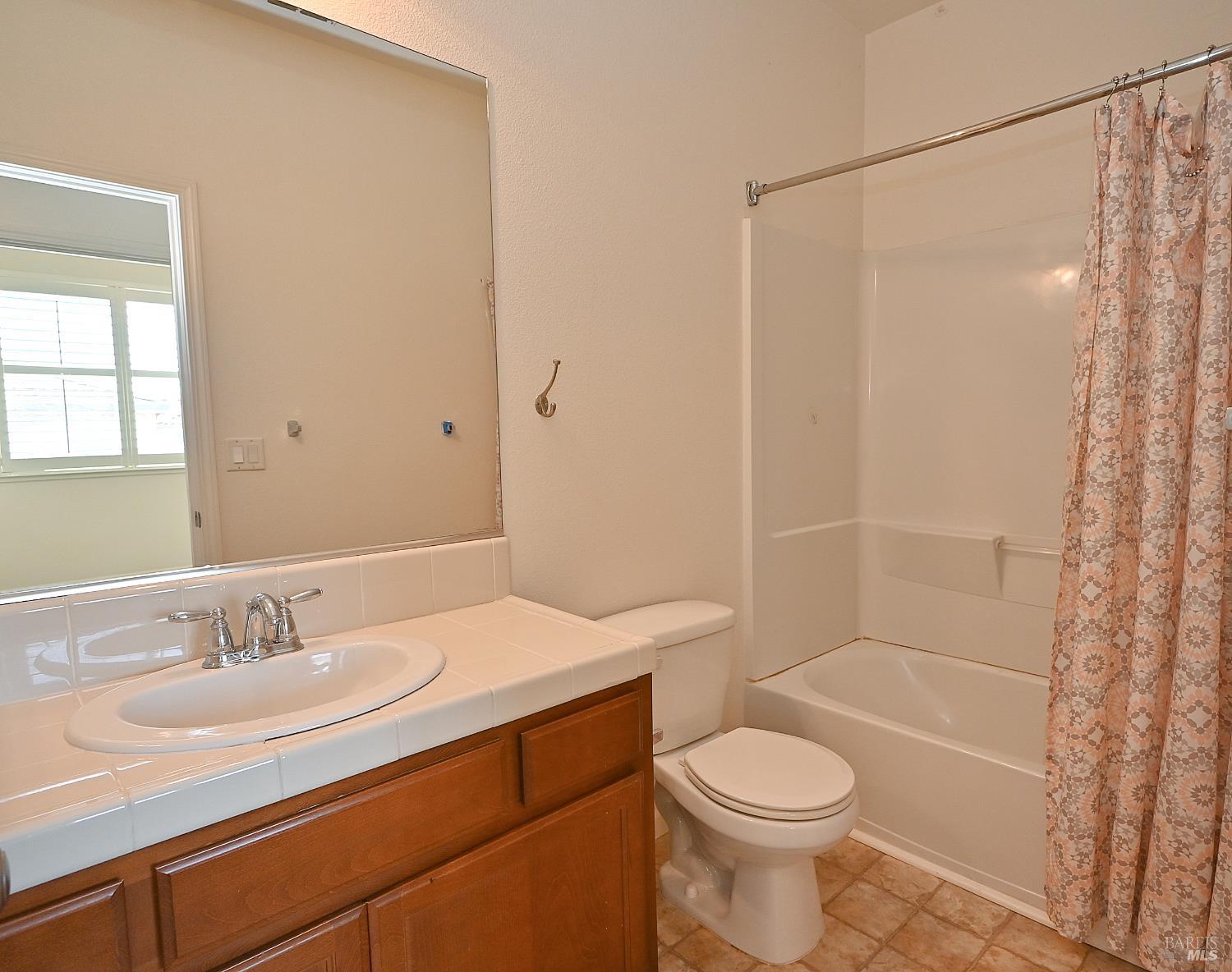 1174 Tocia Avenue Vacaville CA 95687