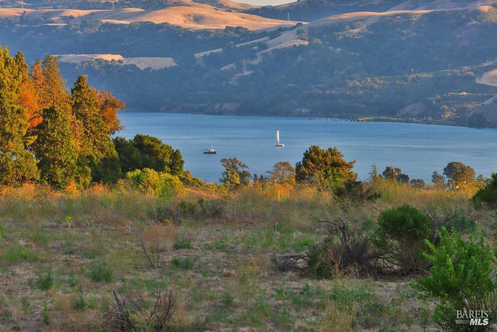 406 Larkin Drive Benicia CA 94510
