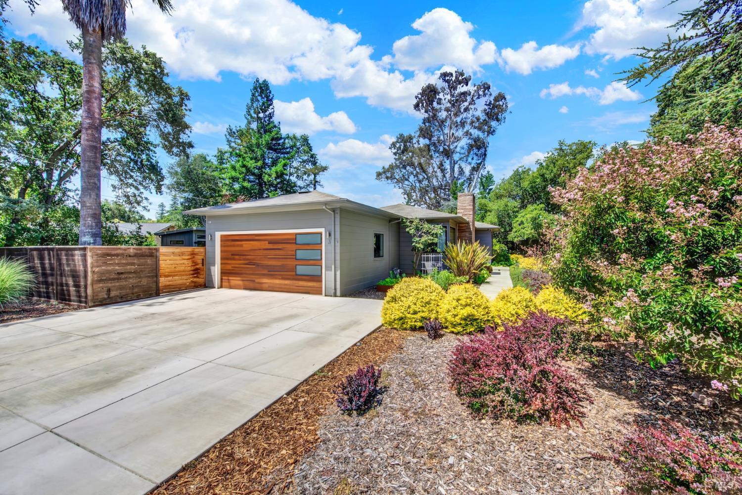 3 Rosemont Circle Napa CA 94558
