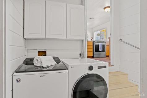 201 Triplett Drive Cloverdale CA 95425