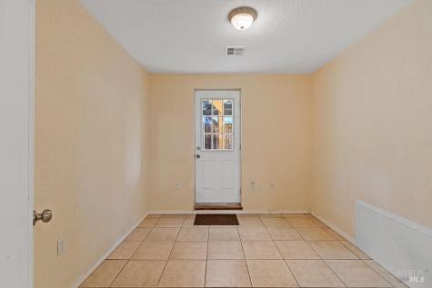 201 Triplett Drive Cloverdale CA 95425