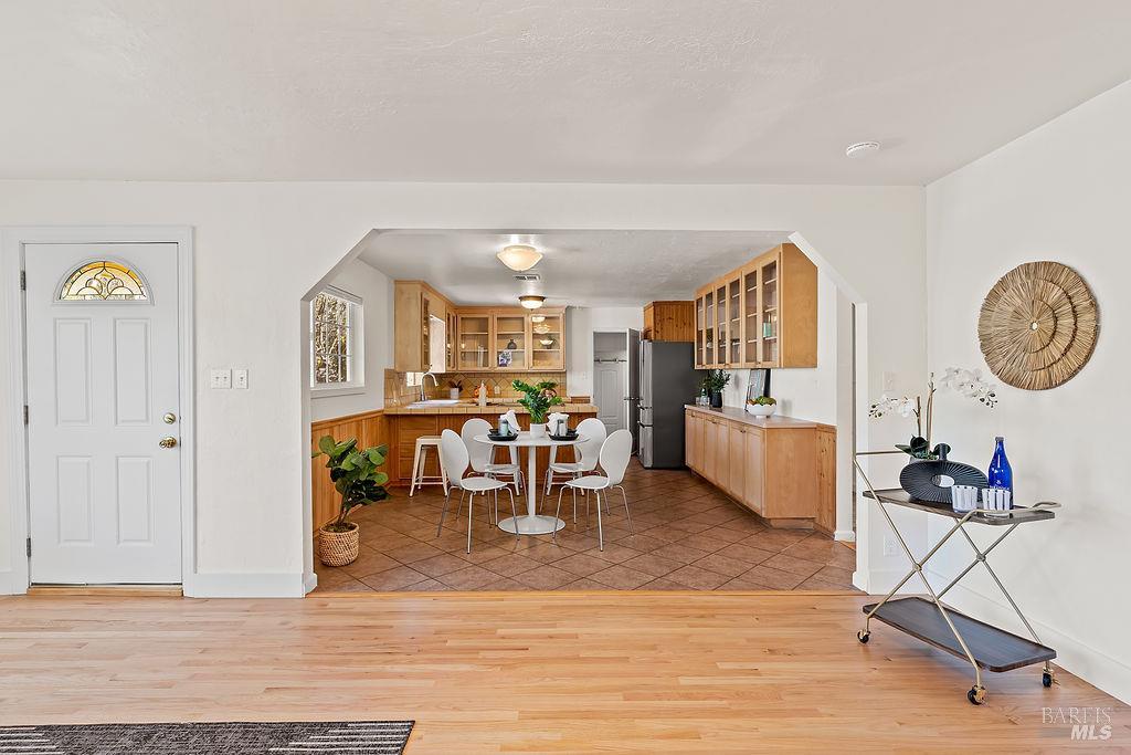 201 Triplett Drive Cloverdale CA 95425