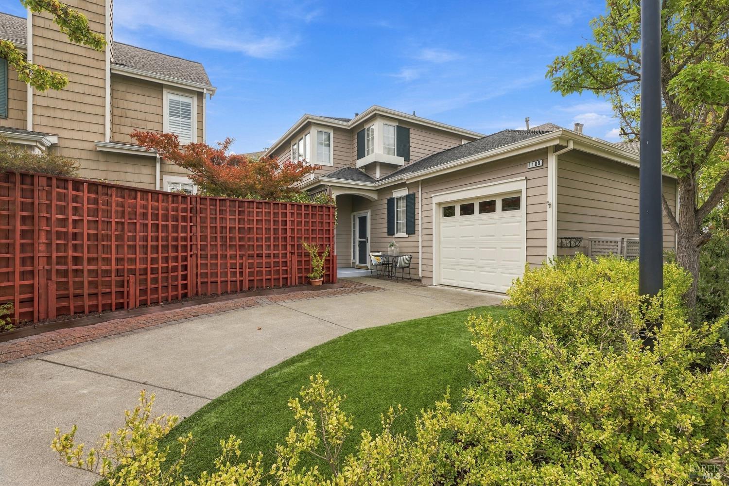 1189 Brighton View Circle Petaluma CA 94952