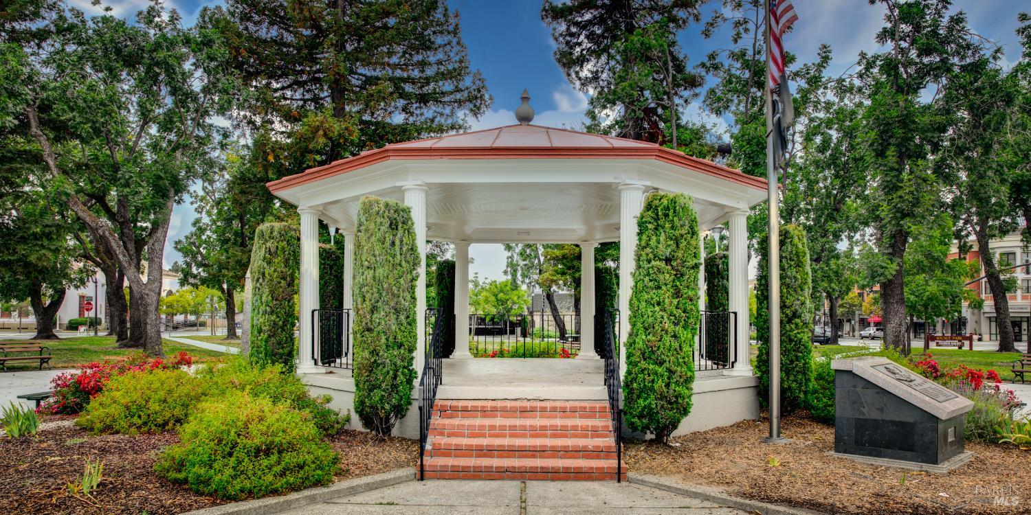 1189 Brighton View Circle Petaluma CA 94952