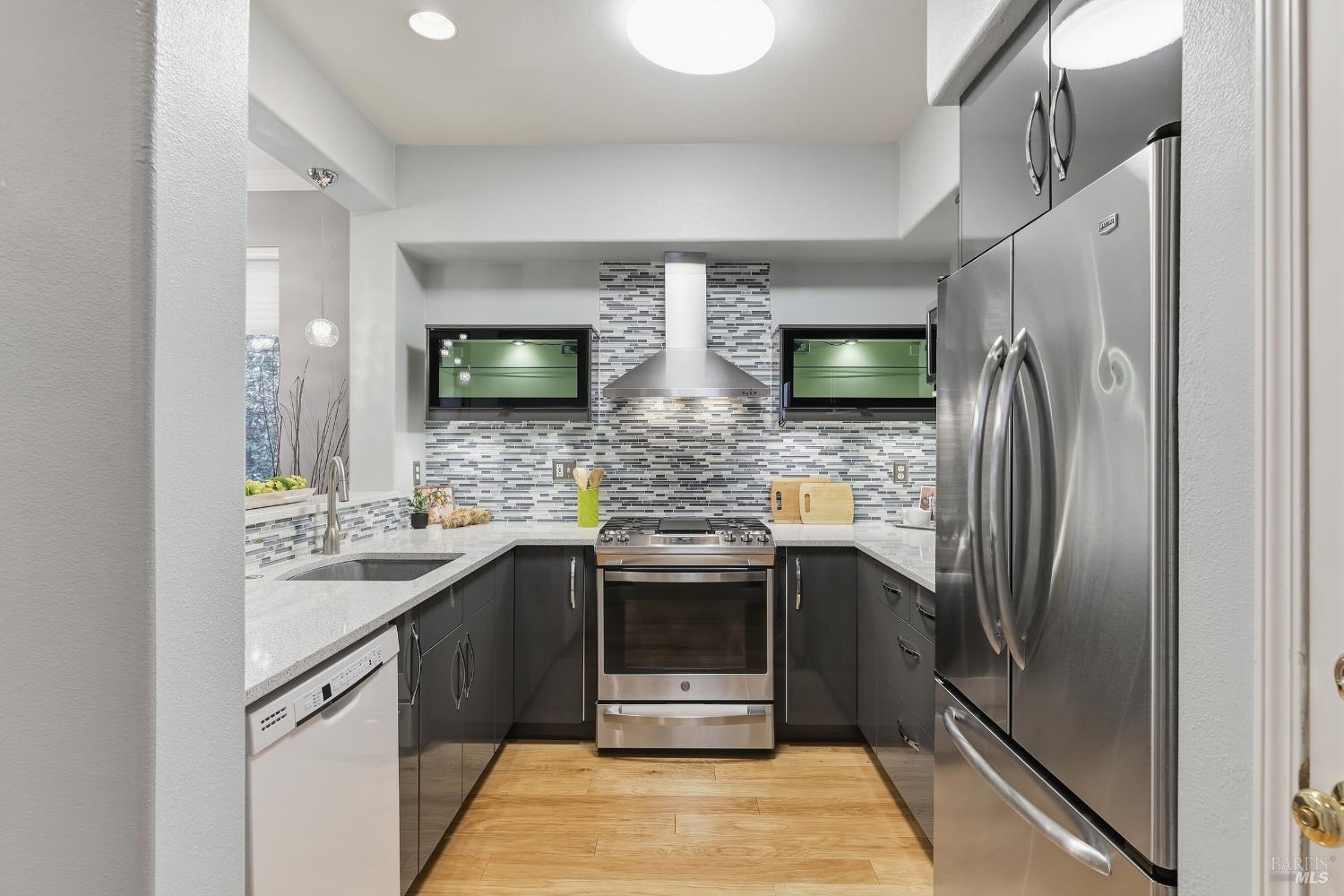 1189 Brighton View Circle Petaluma CA 94952