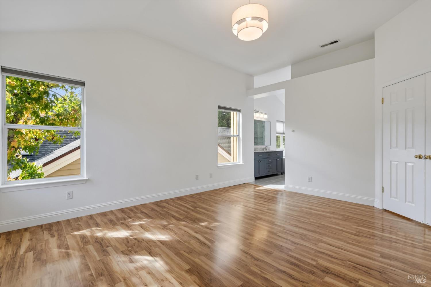 73 Bosworth Lane Geyserville CA 95441