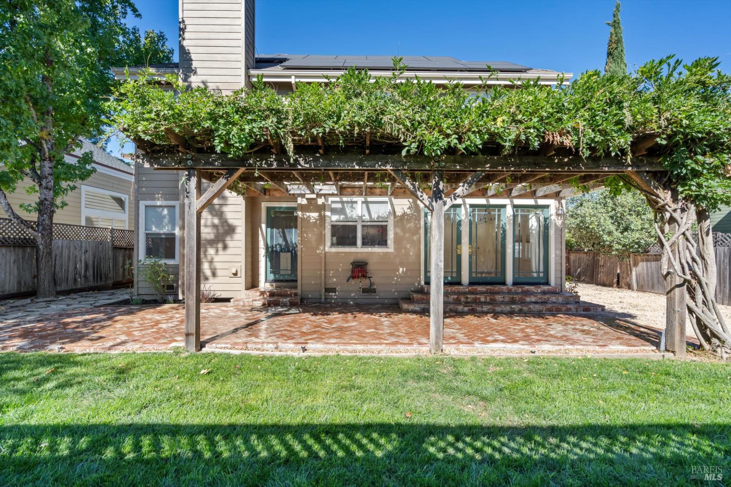 73 Bosworth Lane Geyserville CA 95441