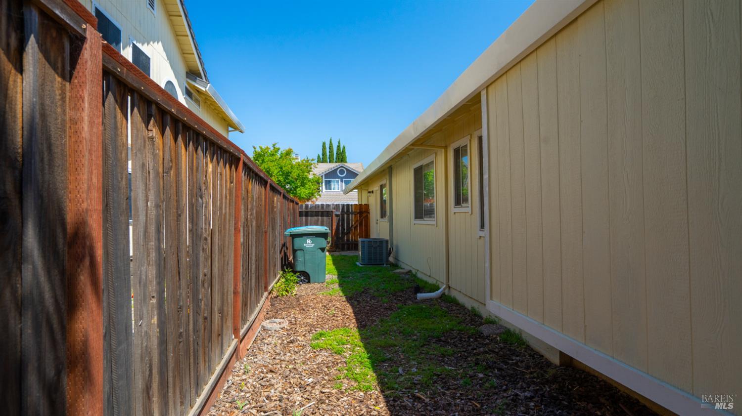 108 American Way Vacaville CA 95687