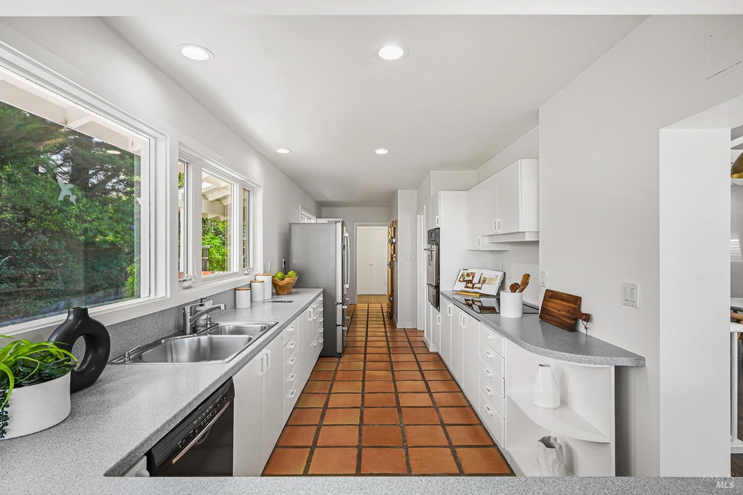 73 Cloud View Road Sausalito CA 94965
