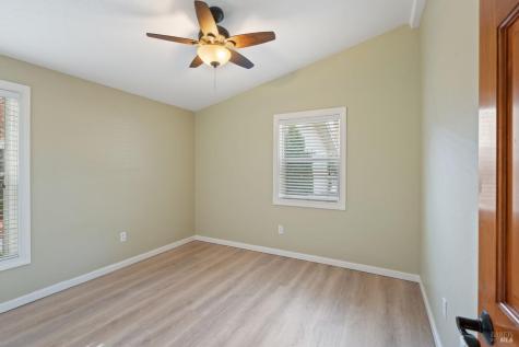 824 Prince Avenue Healdsburg CA 95448
