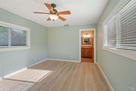 824 Prince Avenue Healdsburg CA 95448