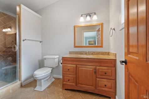 824 Prince Avenue Healdsburg CA 95448