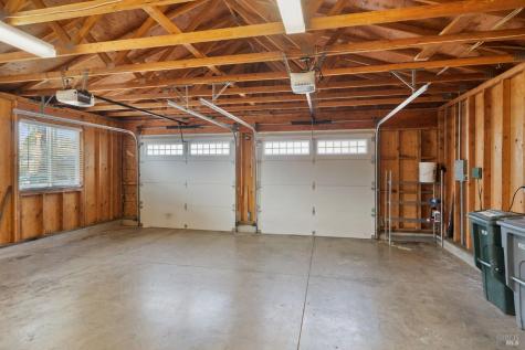 824 Prince Avenue Healdsburg CA 95448