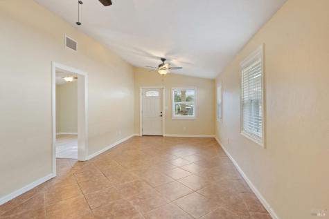 824 Prince Avenue Healdsburg CA 95448