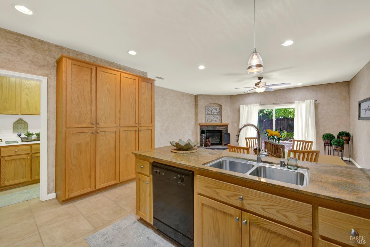 361 Grand Canyon Drive Vacaville CA 95687