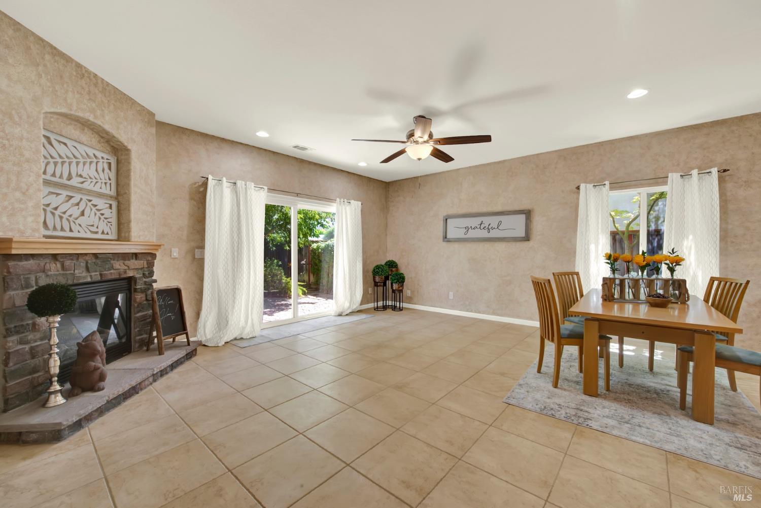 361 Grand Canyon Drive Vacaville CA 95687