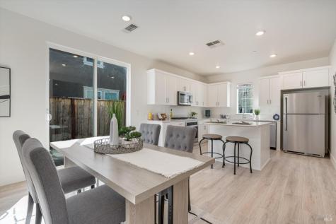 6054 Oxford Place Rohnert Park CA 94928