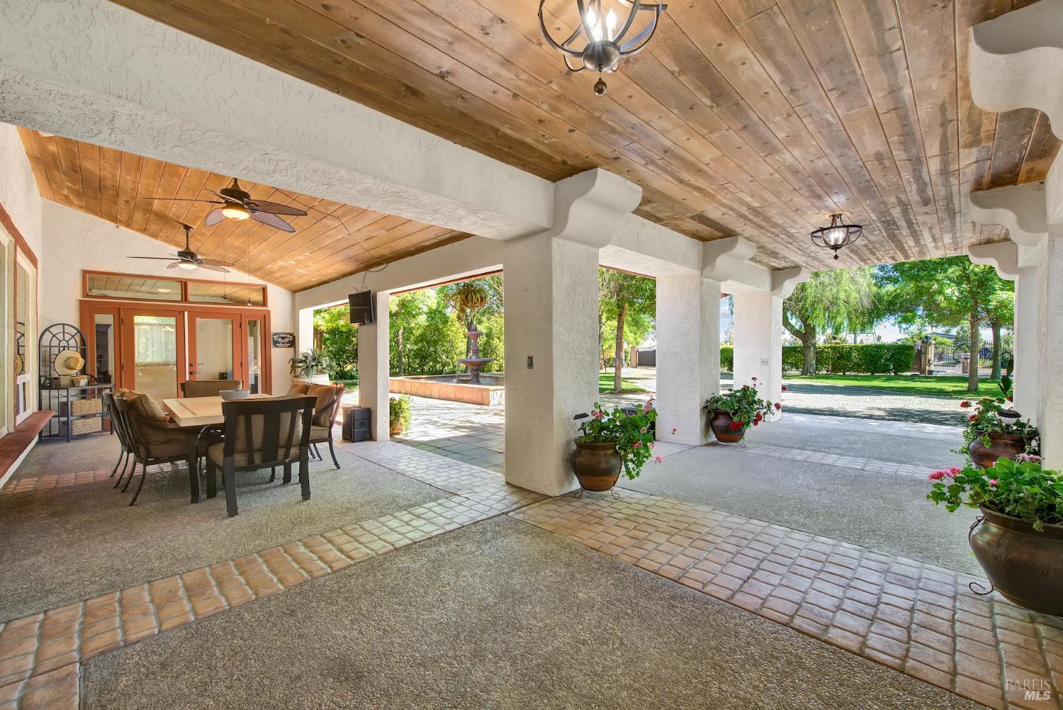 6161 Circle C Lane Dixon CA 95620