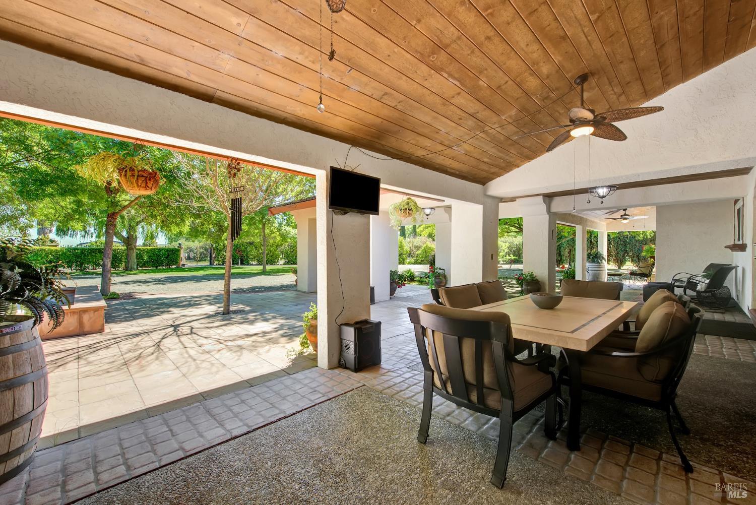 6161 Circle C Lane Dixon CA 95620