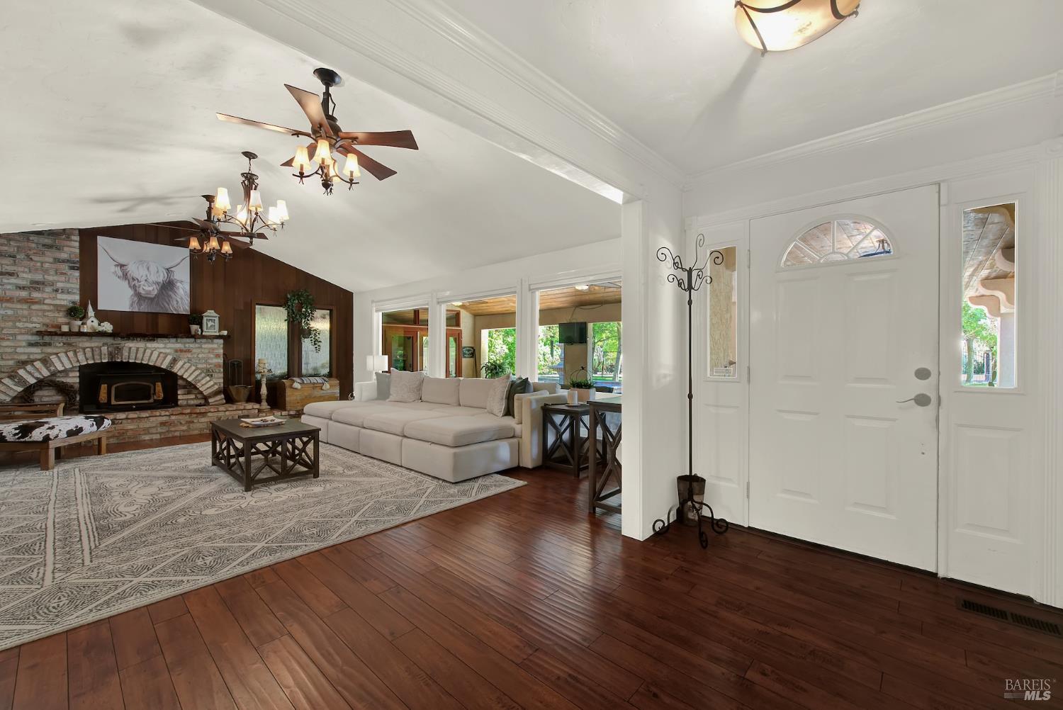 6161 Circle C Lane Dixon CA 95620