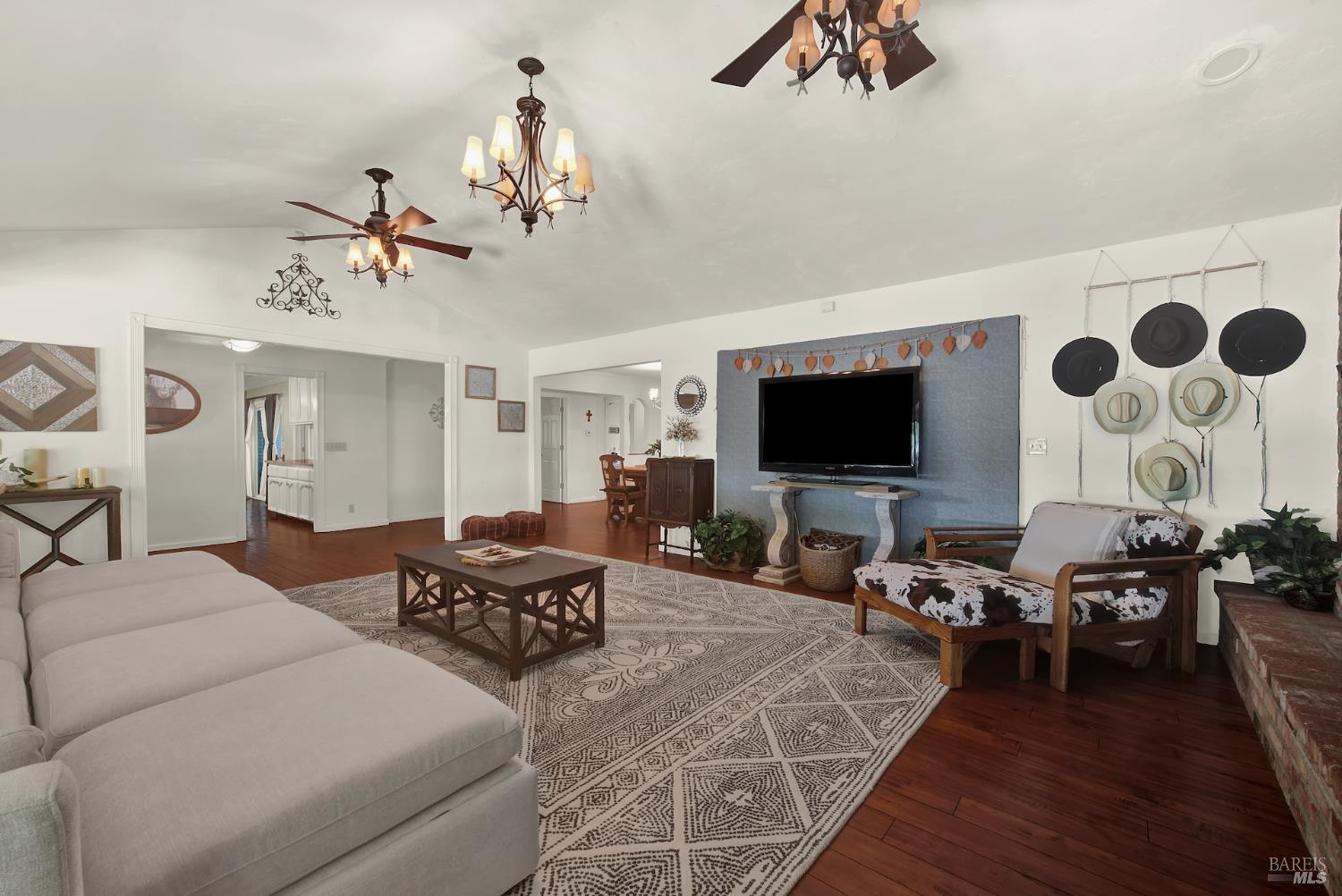 6161 Circle C Lane Dixon CA 95620