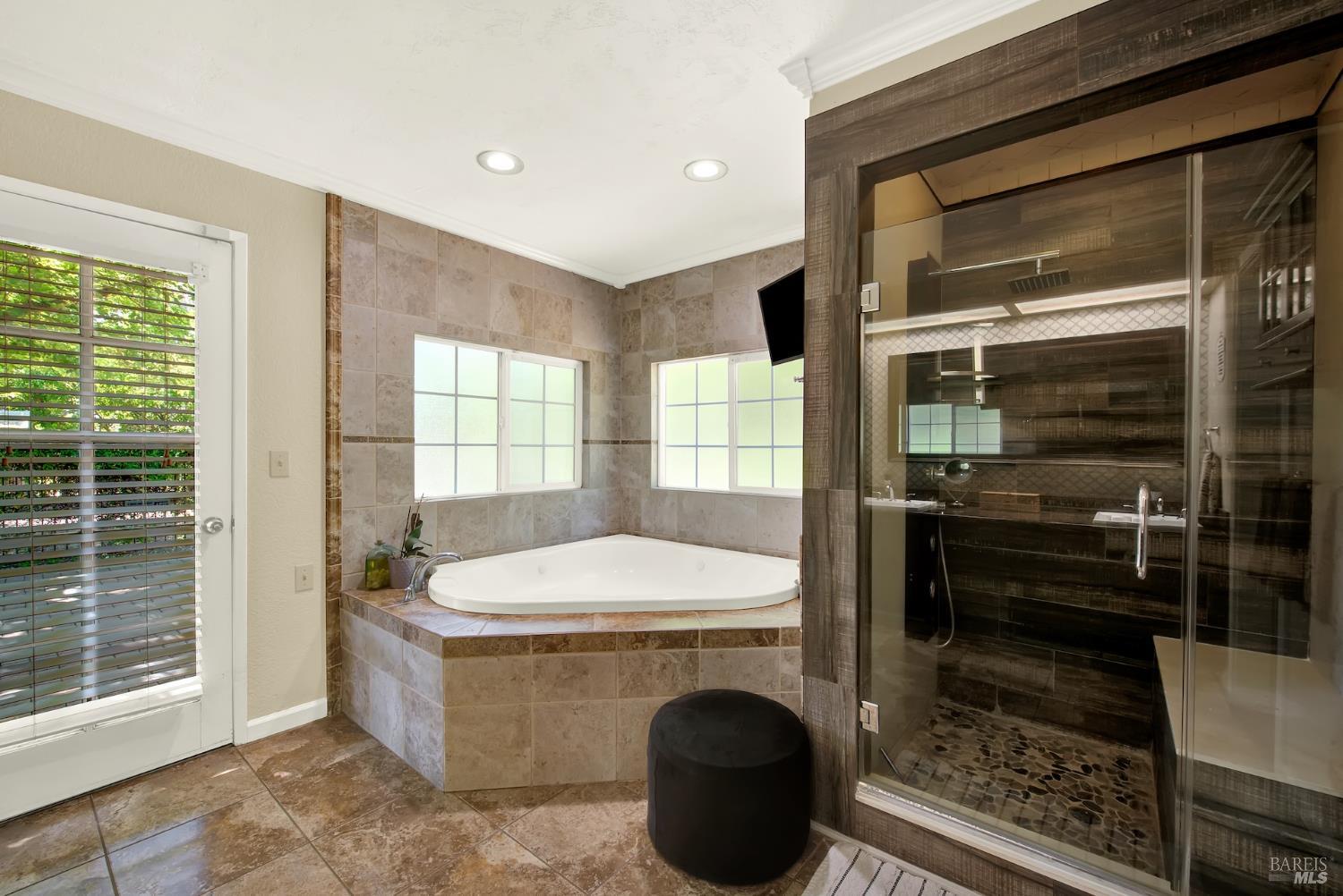6161 Circle C Lane Dixon CA 95620