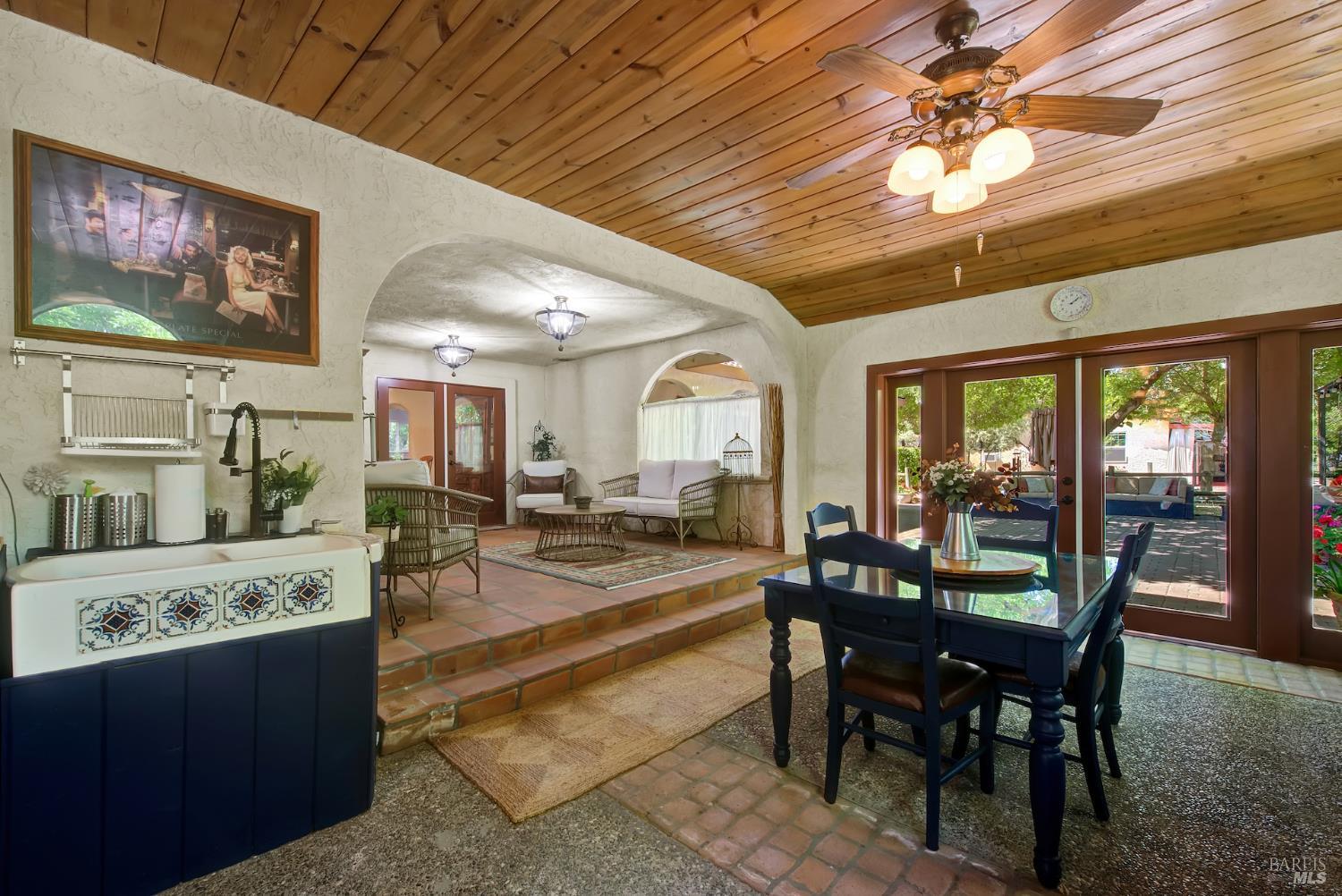 6161 Circle C Lane Dixon CA 95620