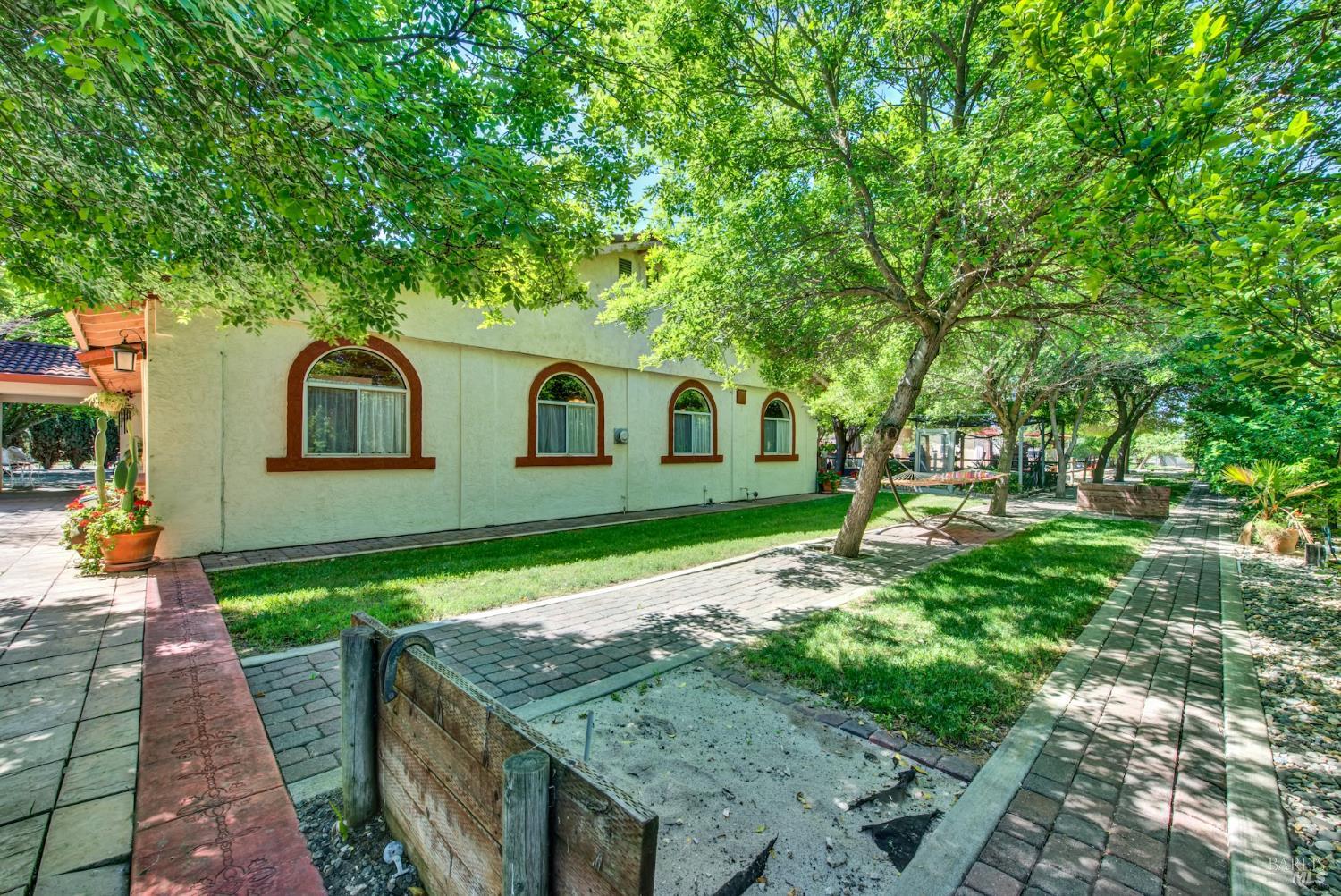 6161 Circle C Lane Dixon CA 95620