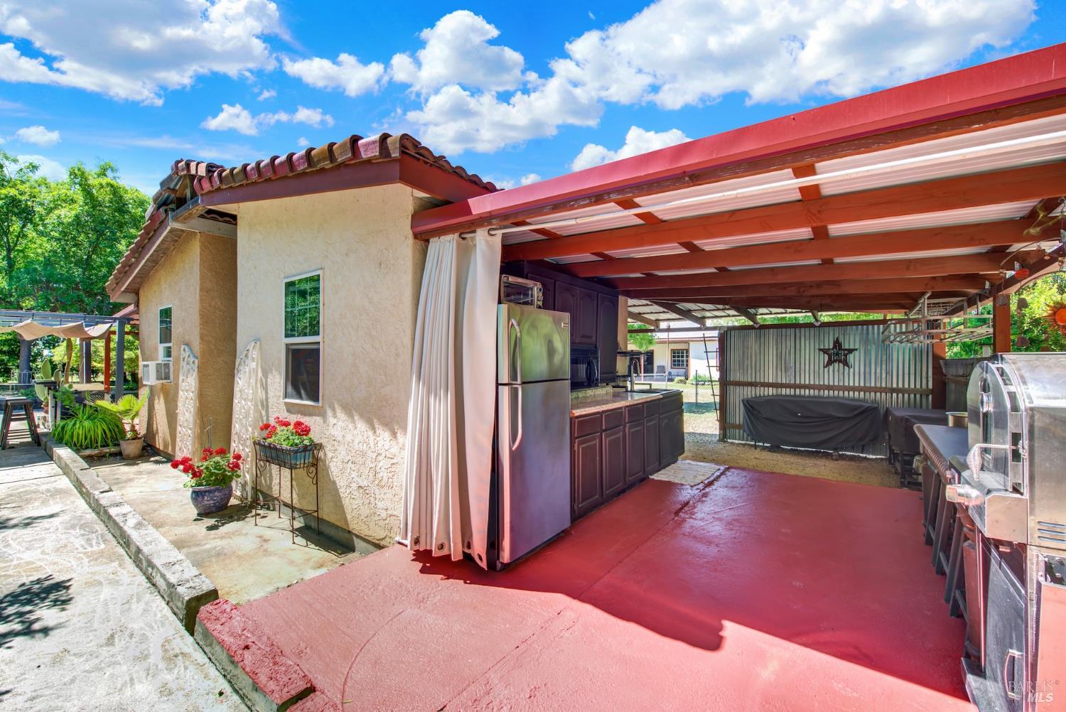 6161 Circle C Lane Dixon CA 95620