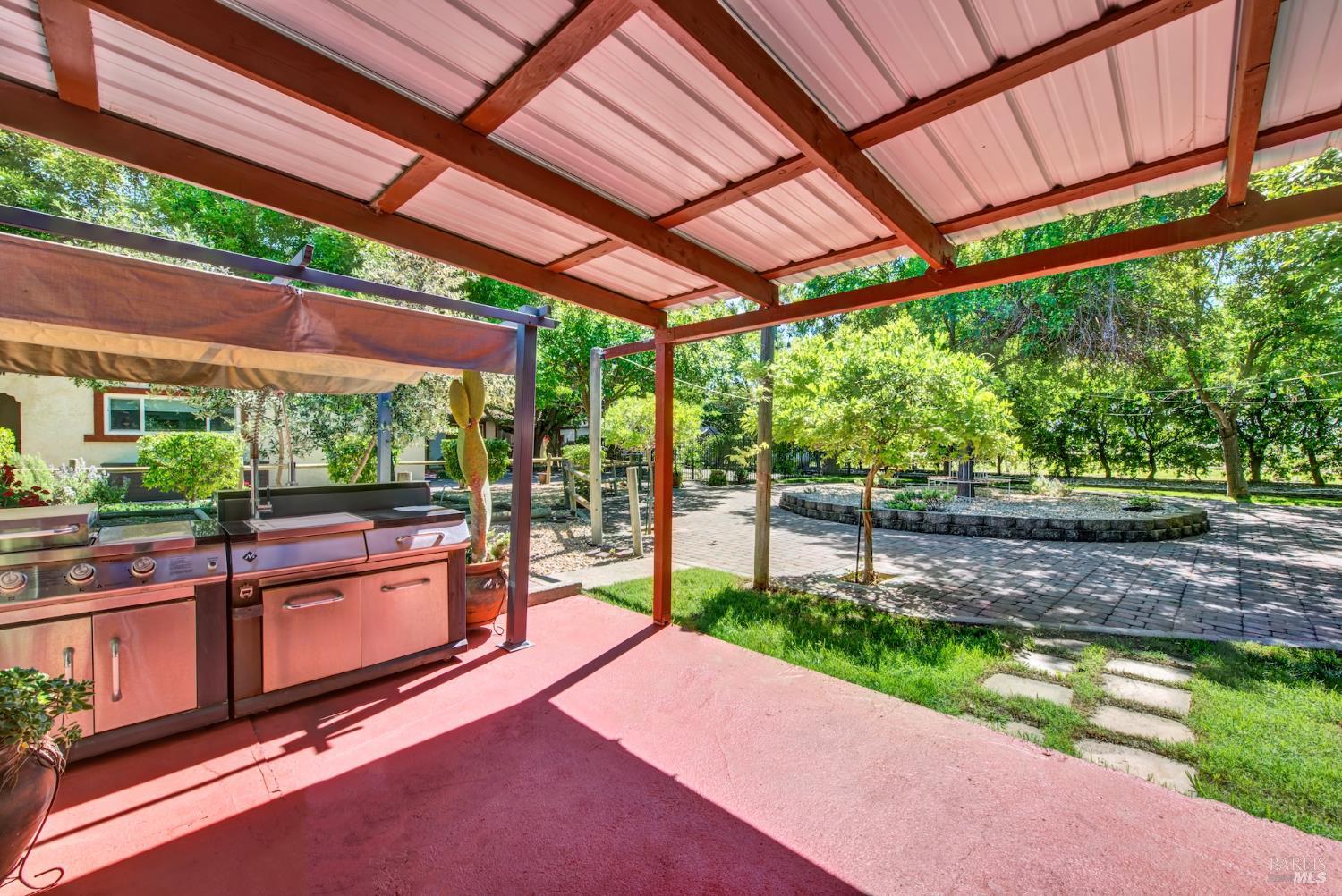 6161 Circle C Lane Dixon CA 95620