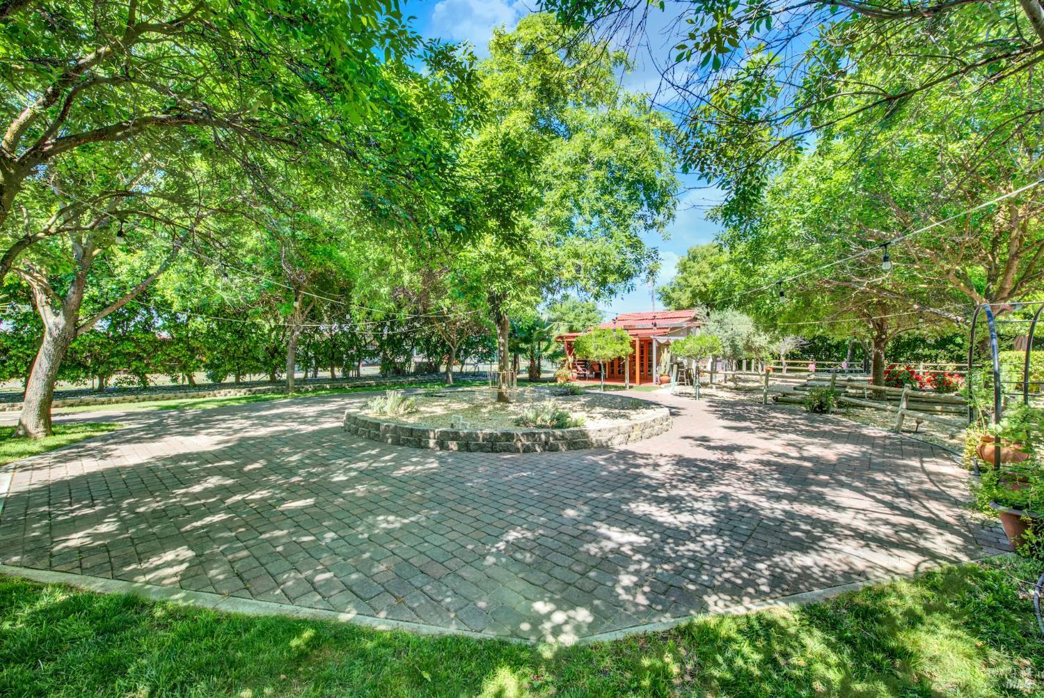 6161 Circle C Lane Dixon CA 95620