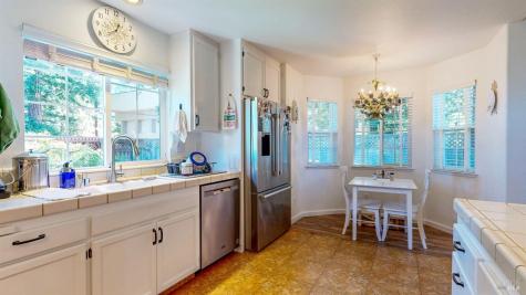 3481 Banyan Street Santa Rosa CA 95403