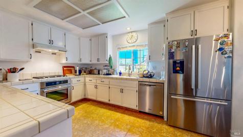3481 Banyan Street Santa Rosa CA 95403