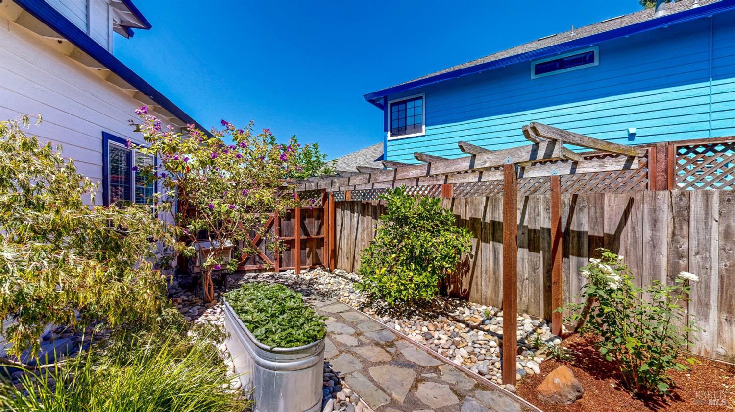 3481 Banyan Street Santa Rosa CA 95403