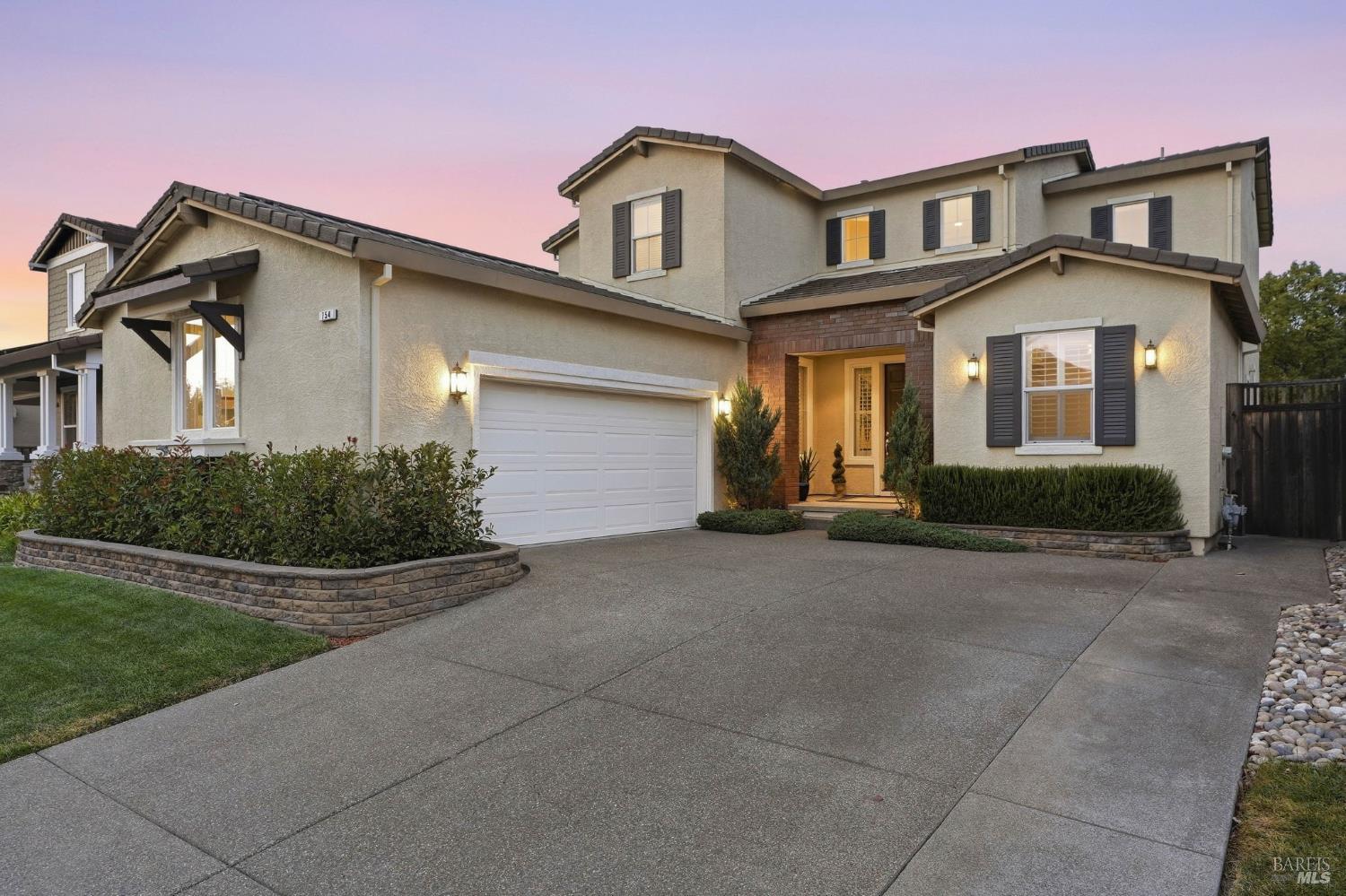 754 Burgundy Way Windsor CA 95492