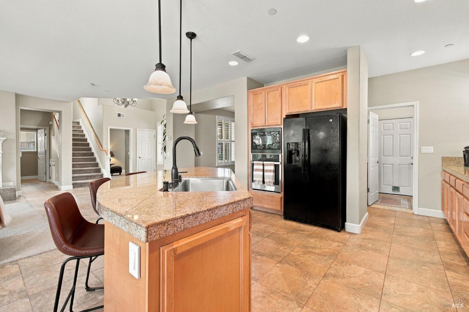 754 Burgundy Way Windsor CA 95492