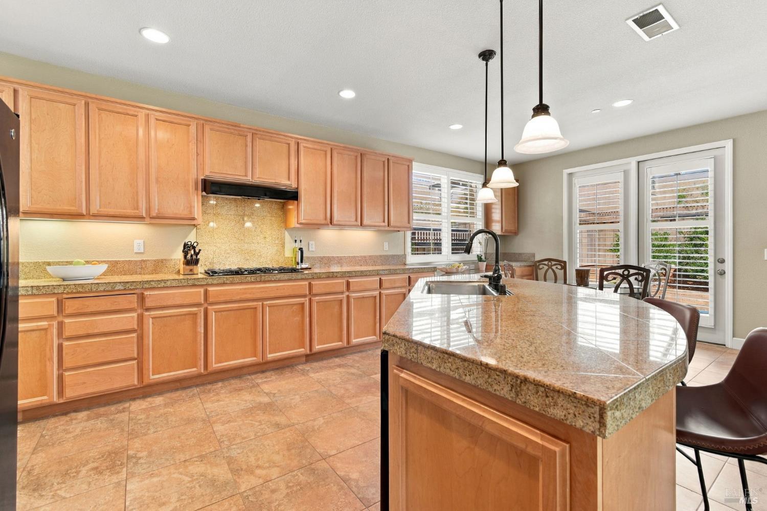 754 Burgundy Way Windsor CA 95492