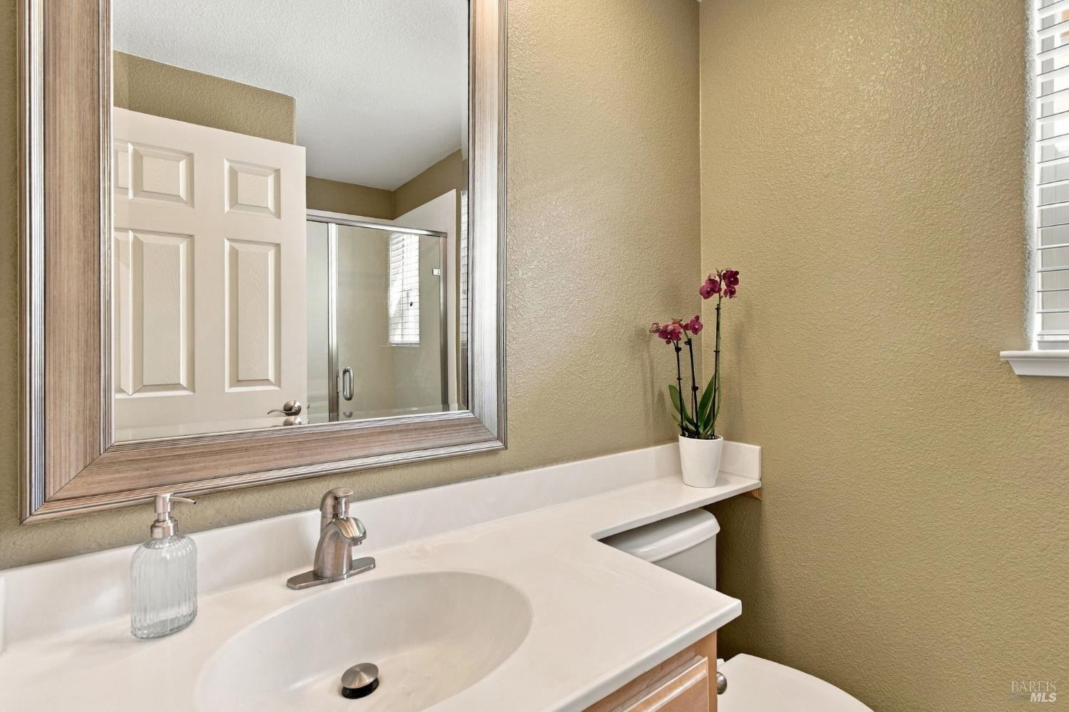 754 Burgundy Way Windsor CA 95492