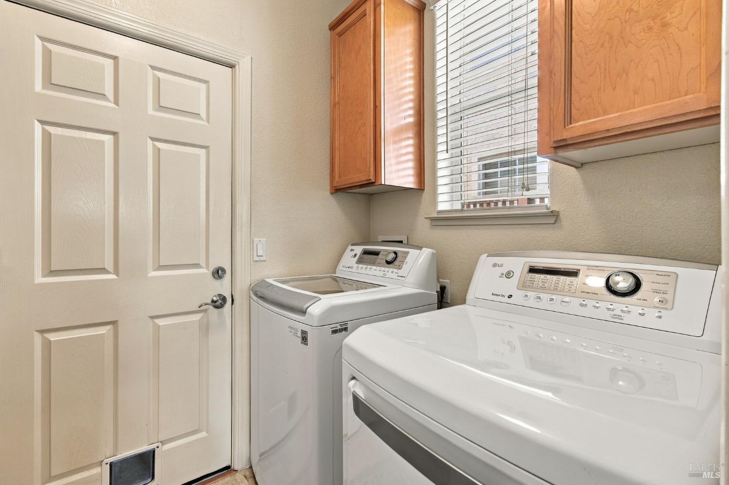 754 Burgundy Way Windsor CA 95492