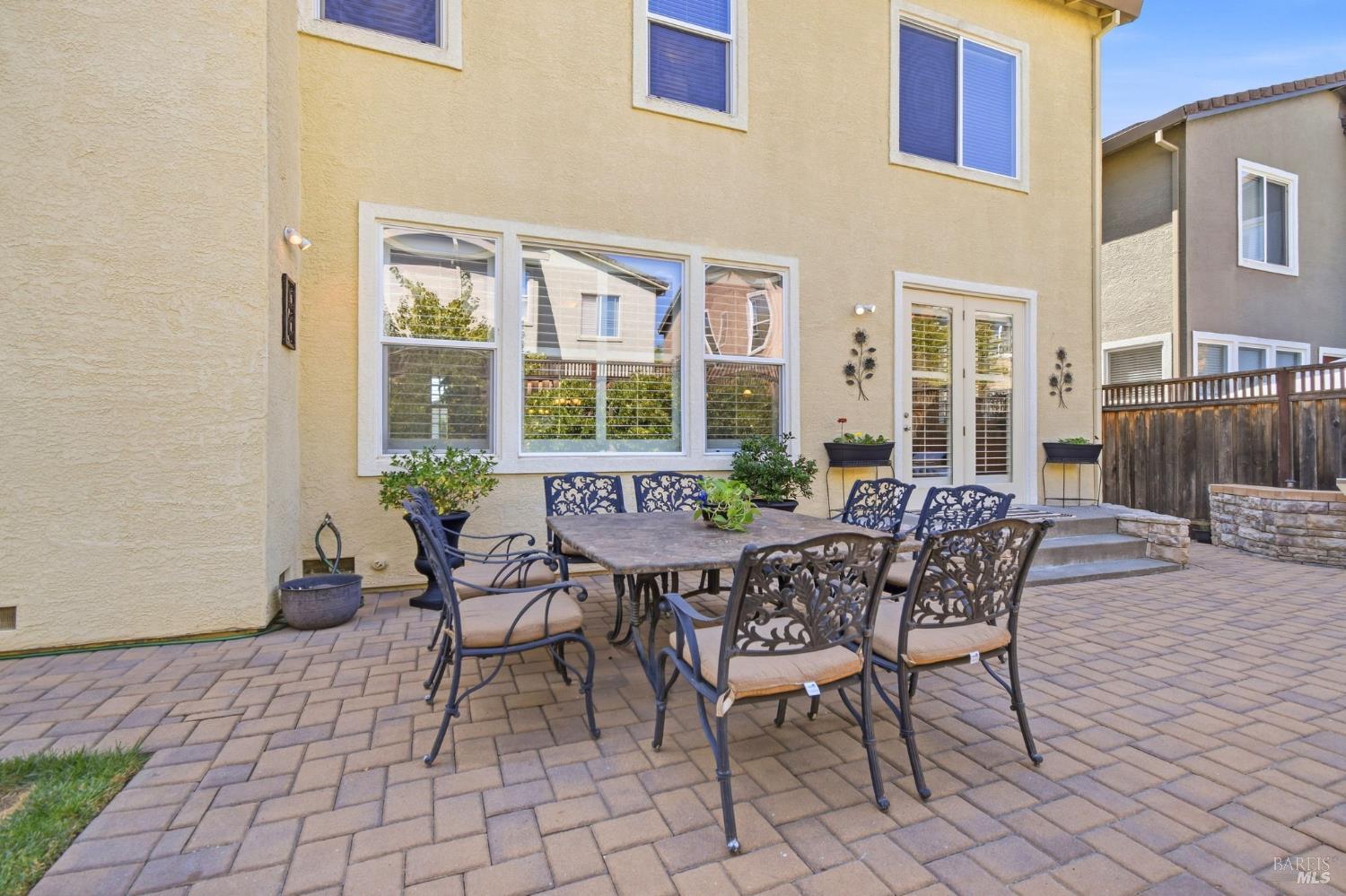 754 Burgundy Way Windsor CA 95492