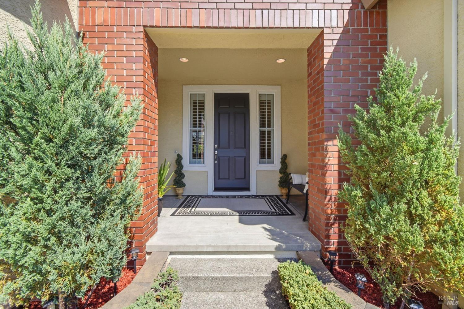 754 Burgundy Way Windsor CA 95492
