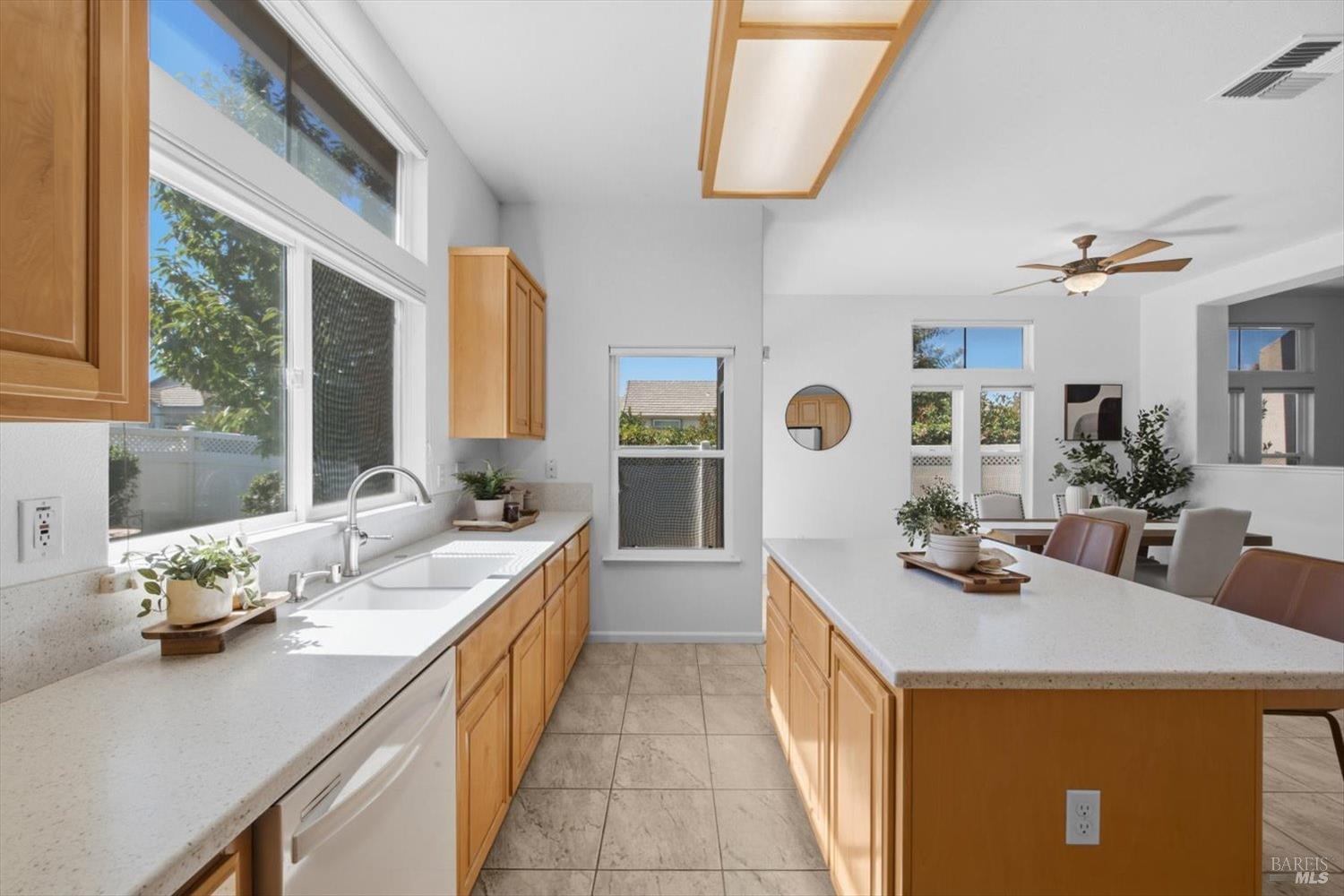 418 Marvin Gardens Drive Vacaville CA 95687