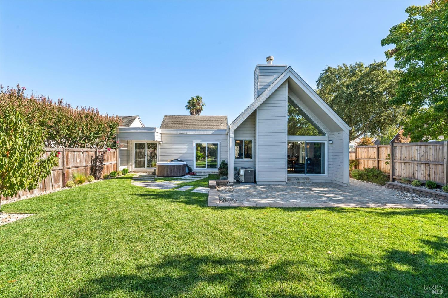 823 Crocus Drive Sonoma CA 95476