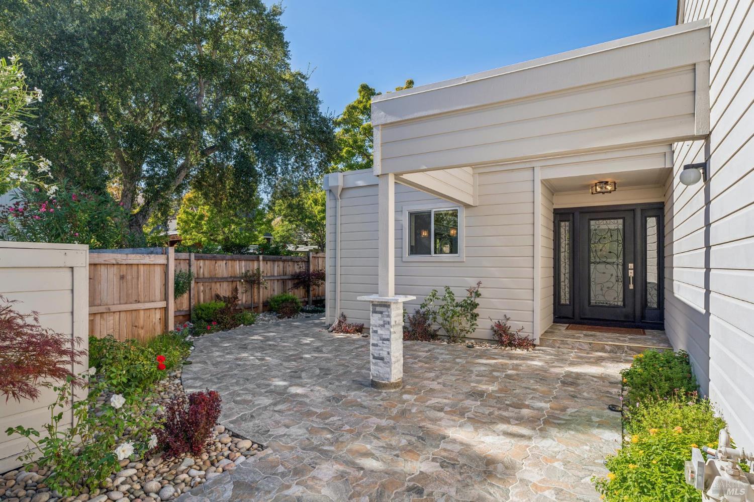 823 Crocus Drive Sonoma CA 95476