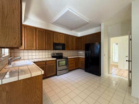 21330 Via Colombard Sonoma CA 95476
